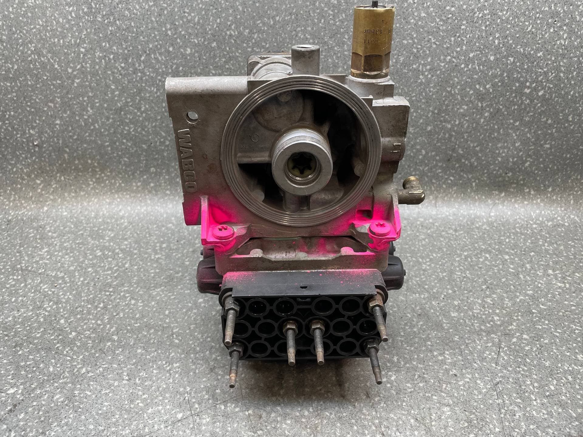 photo-1
