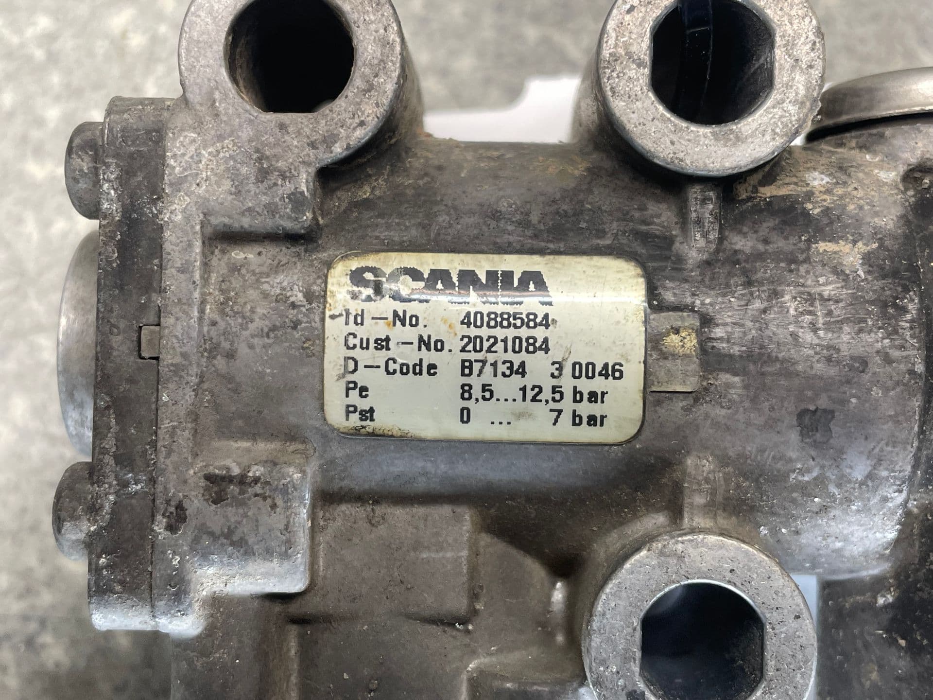 photo-1