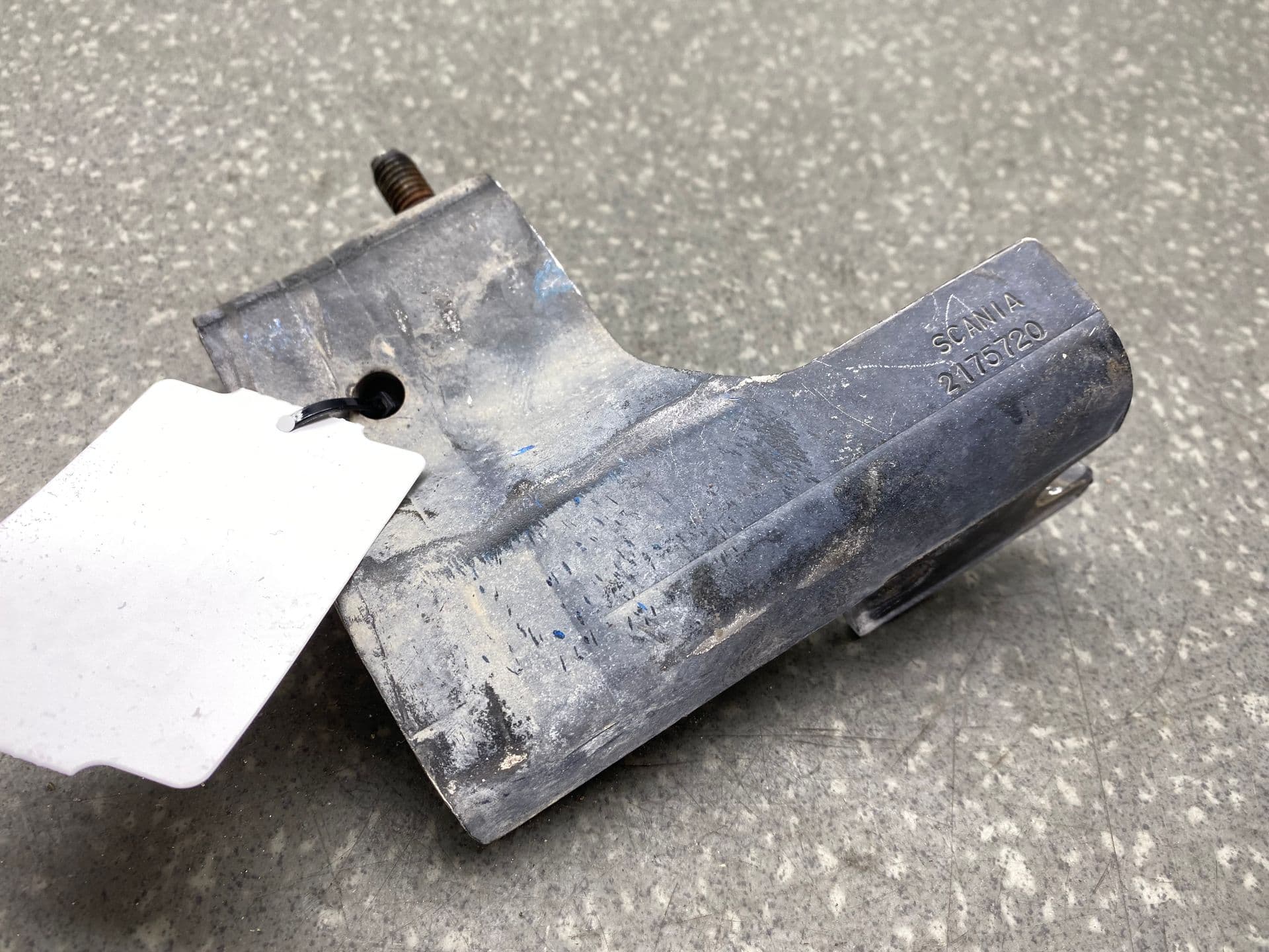 photo-1