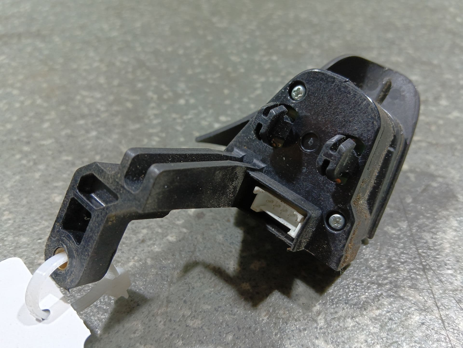 photo-1