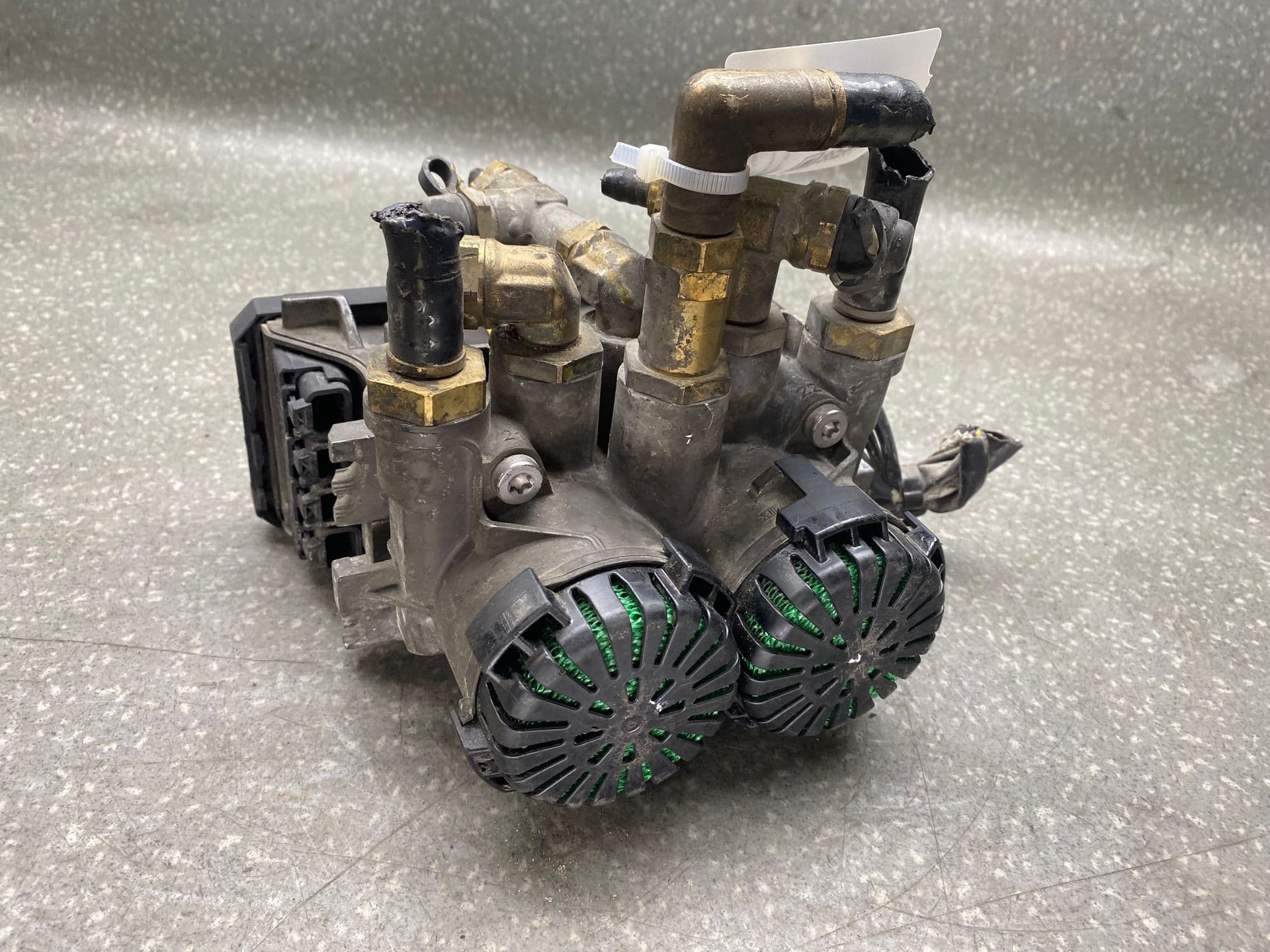 photo-1
