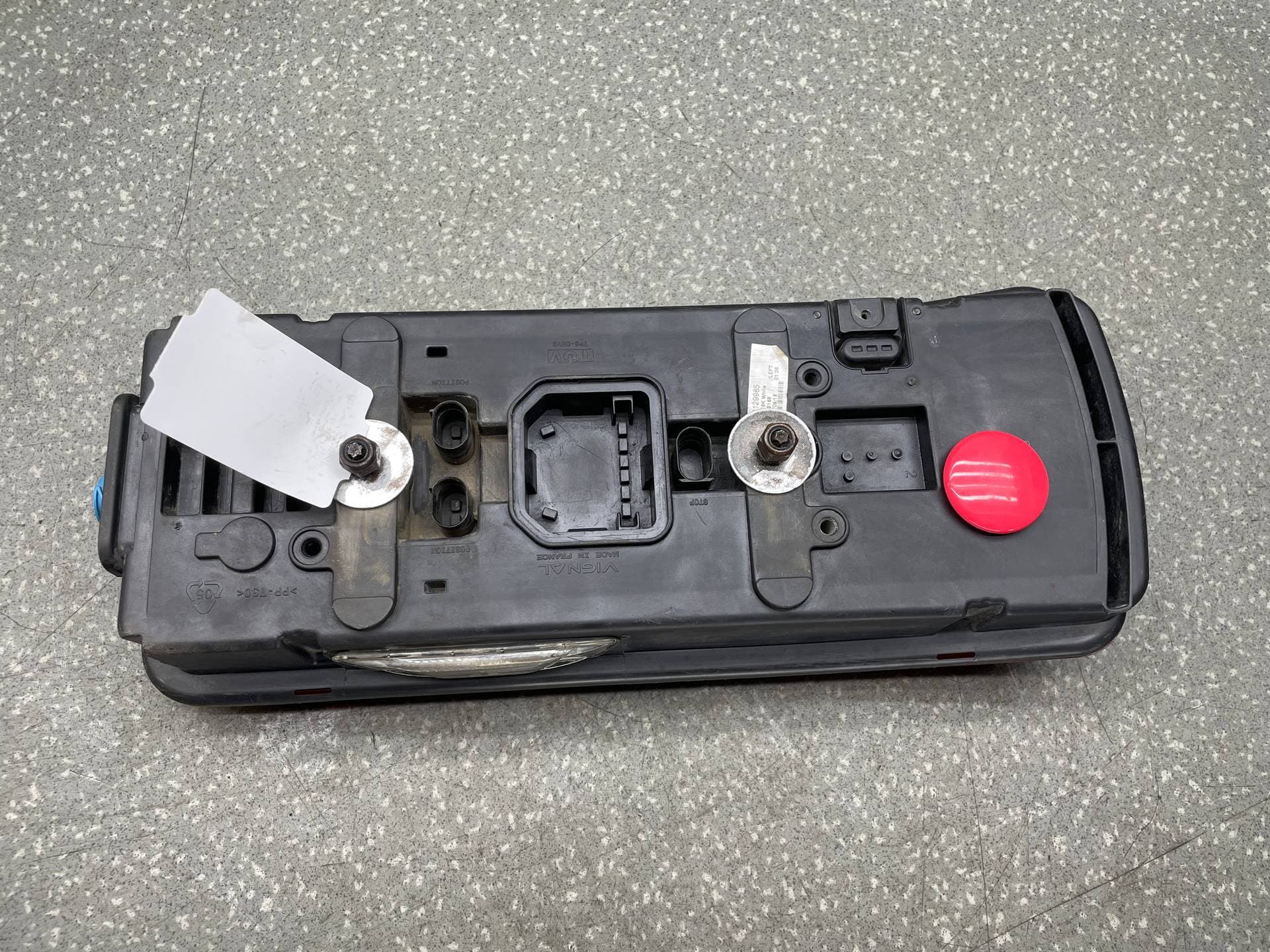 photo-1