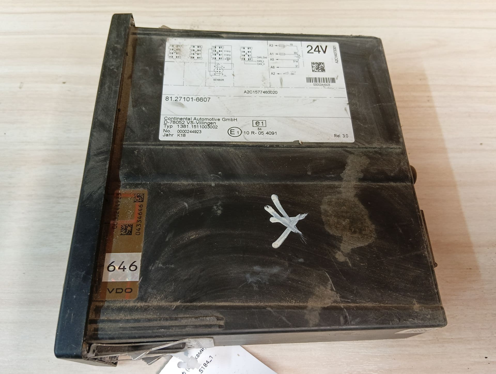 photo-1