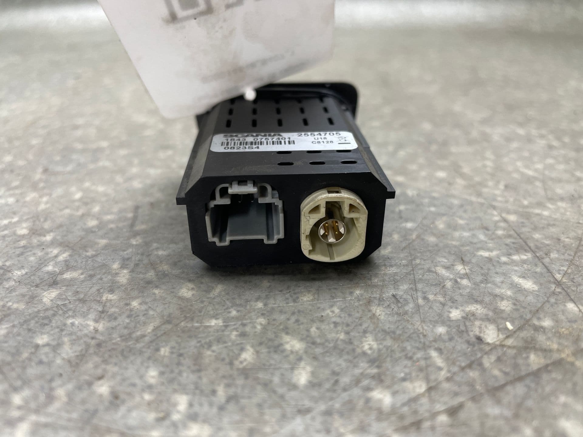 photo-1