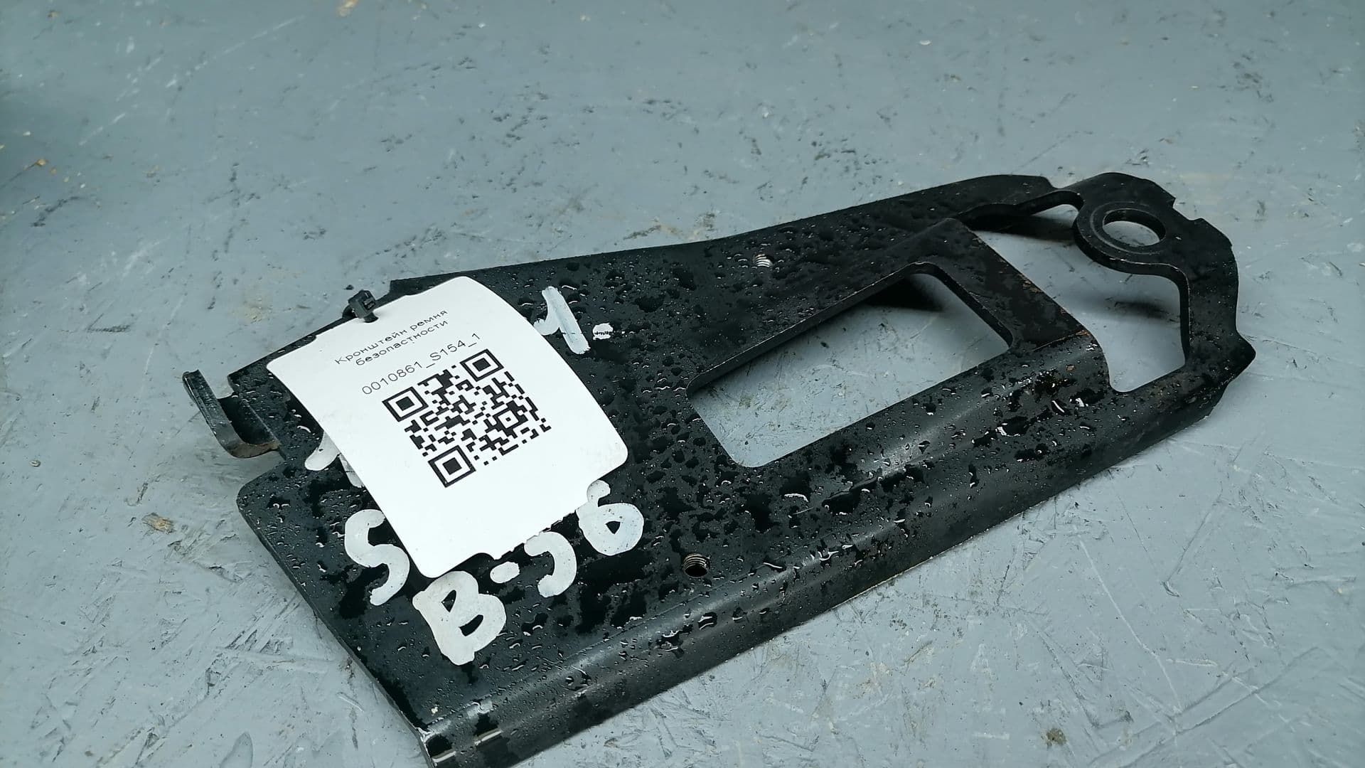 photo-1