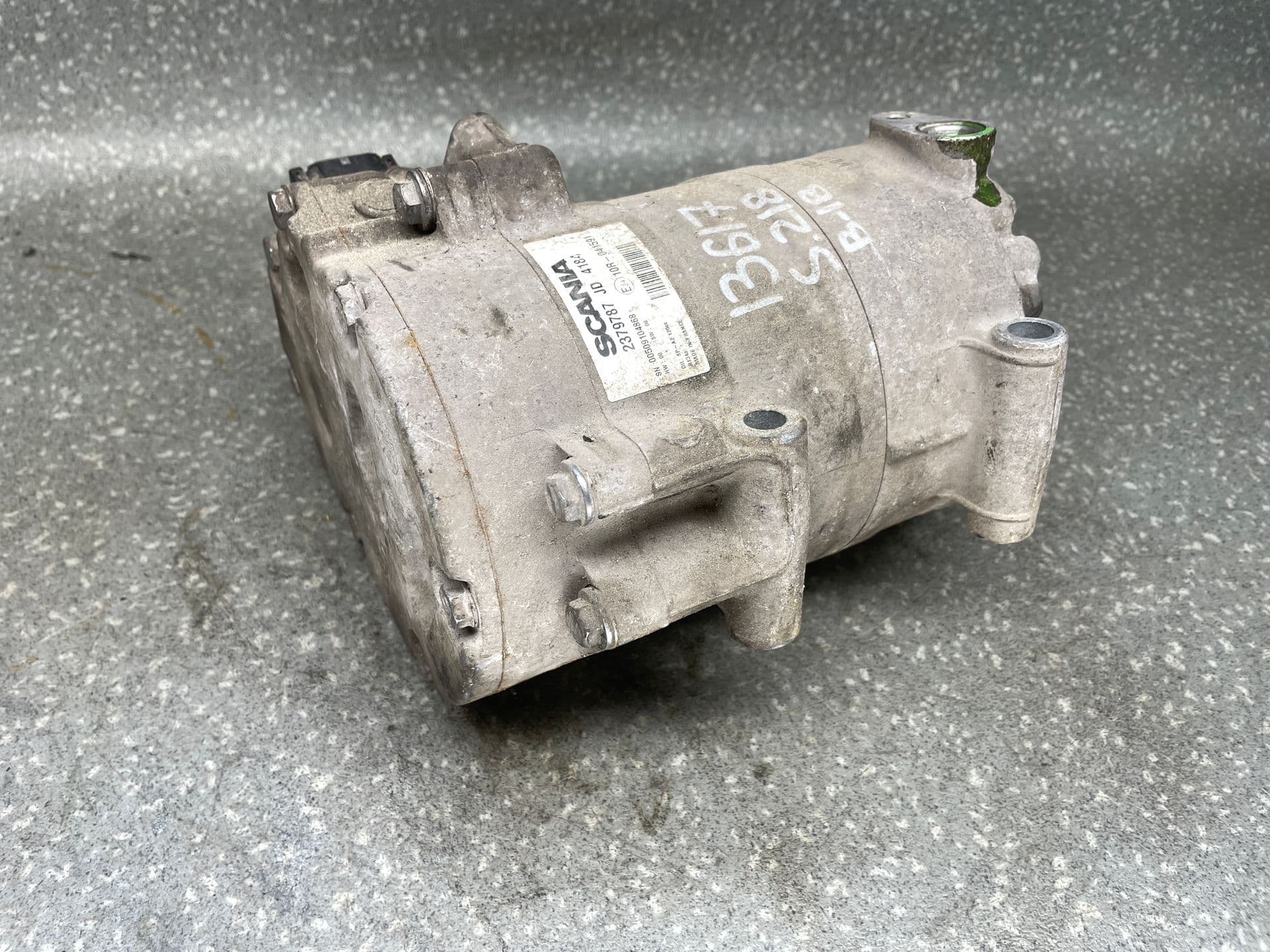 photo-1