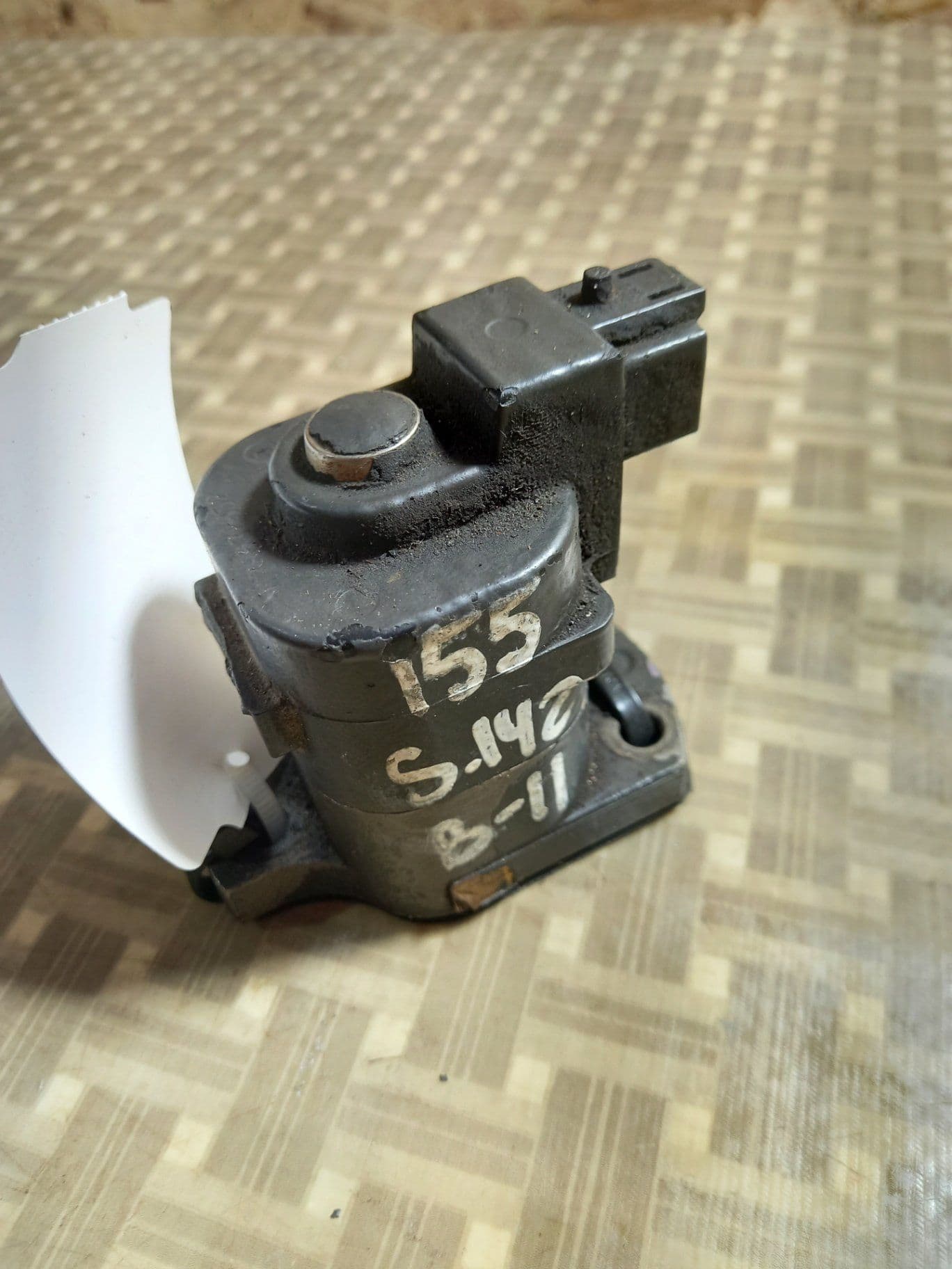 photo-0