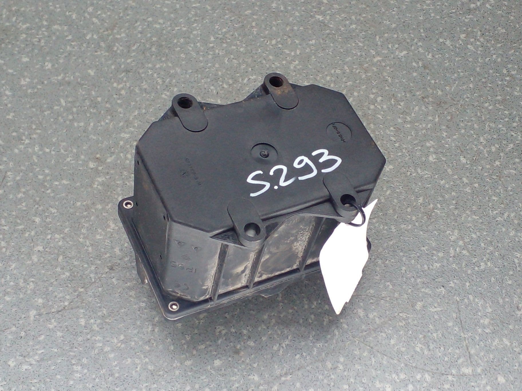 photo-1