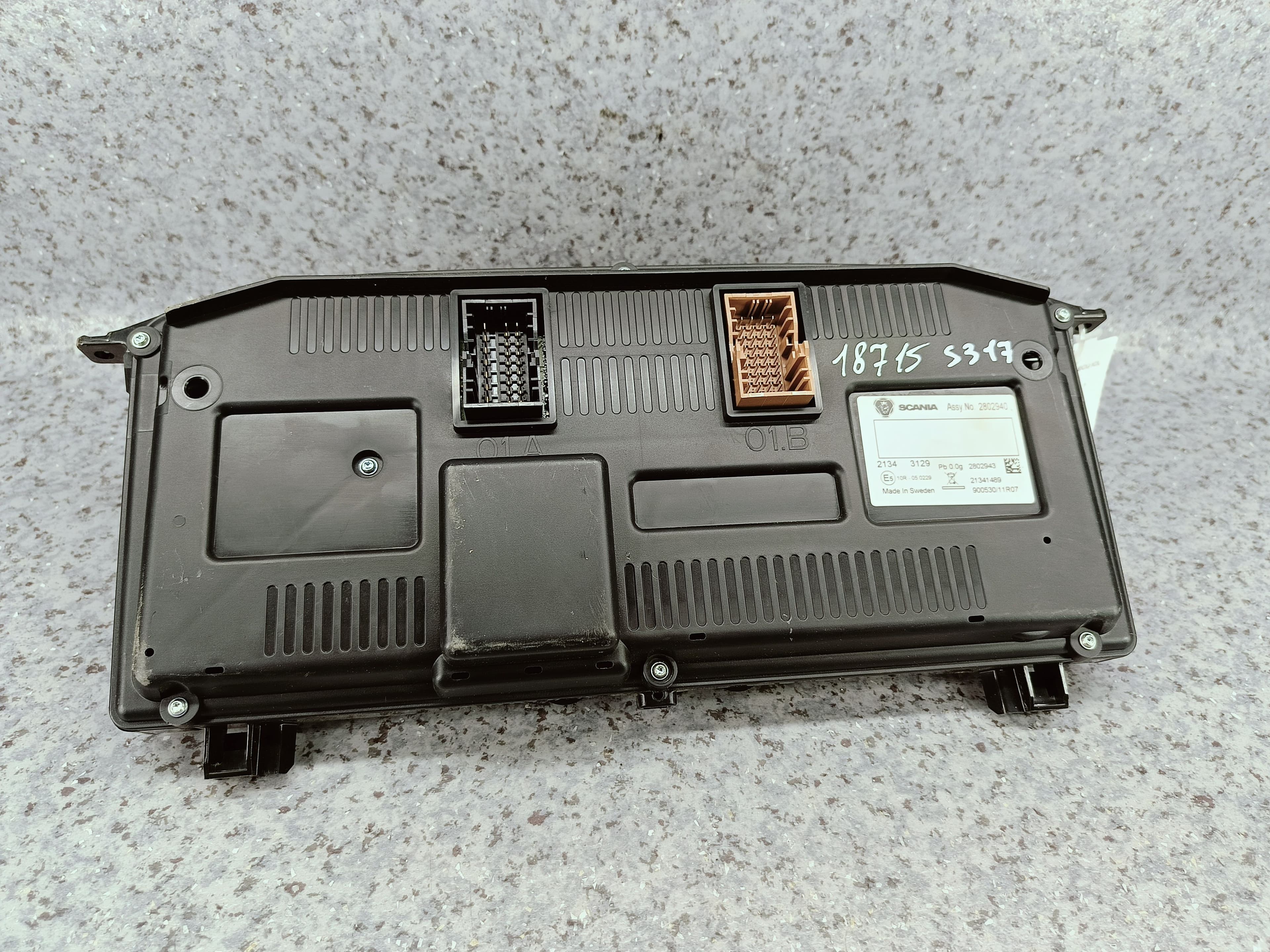 photo-1