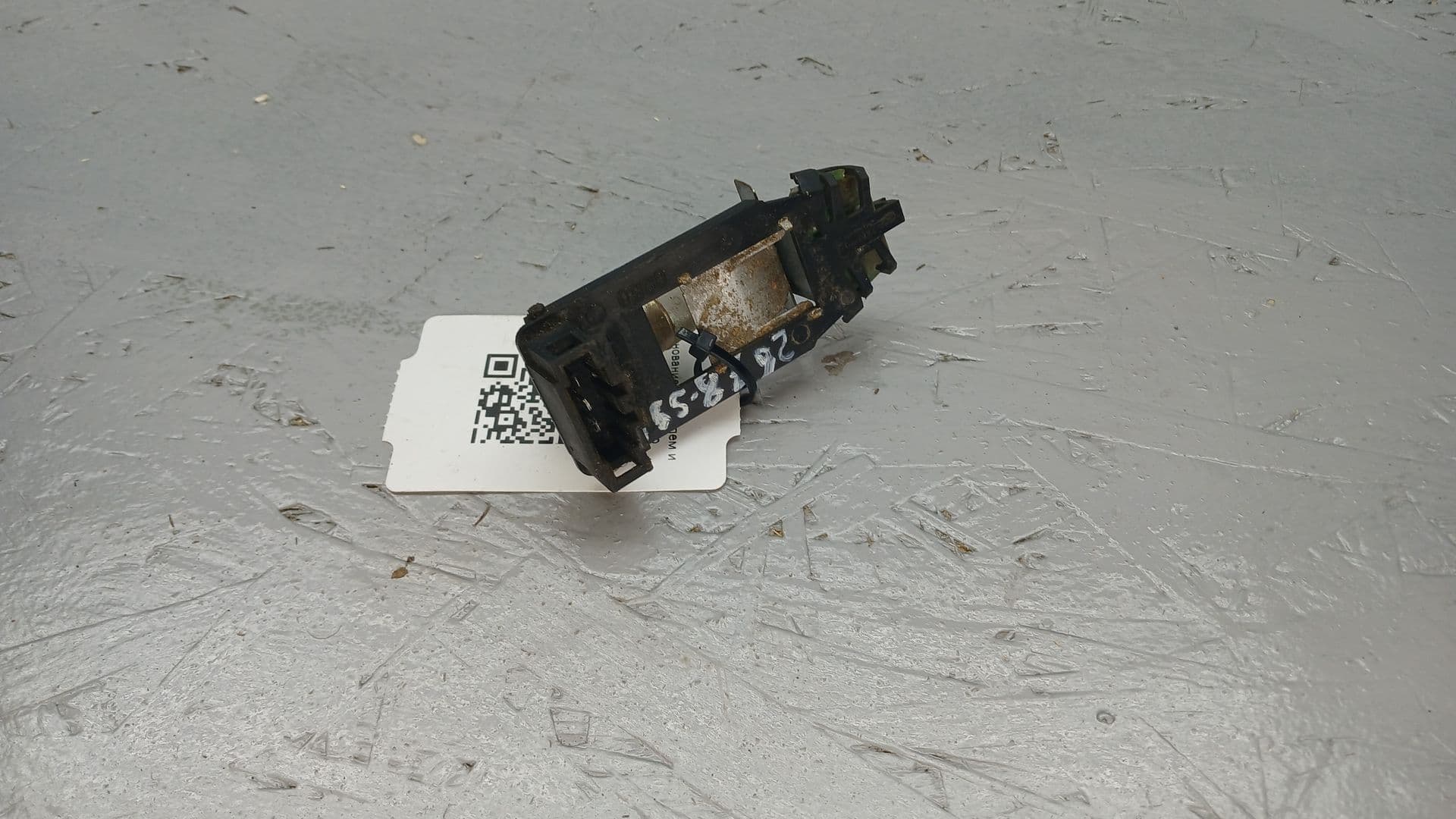 photo-1