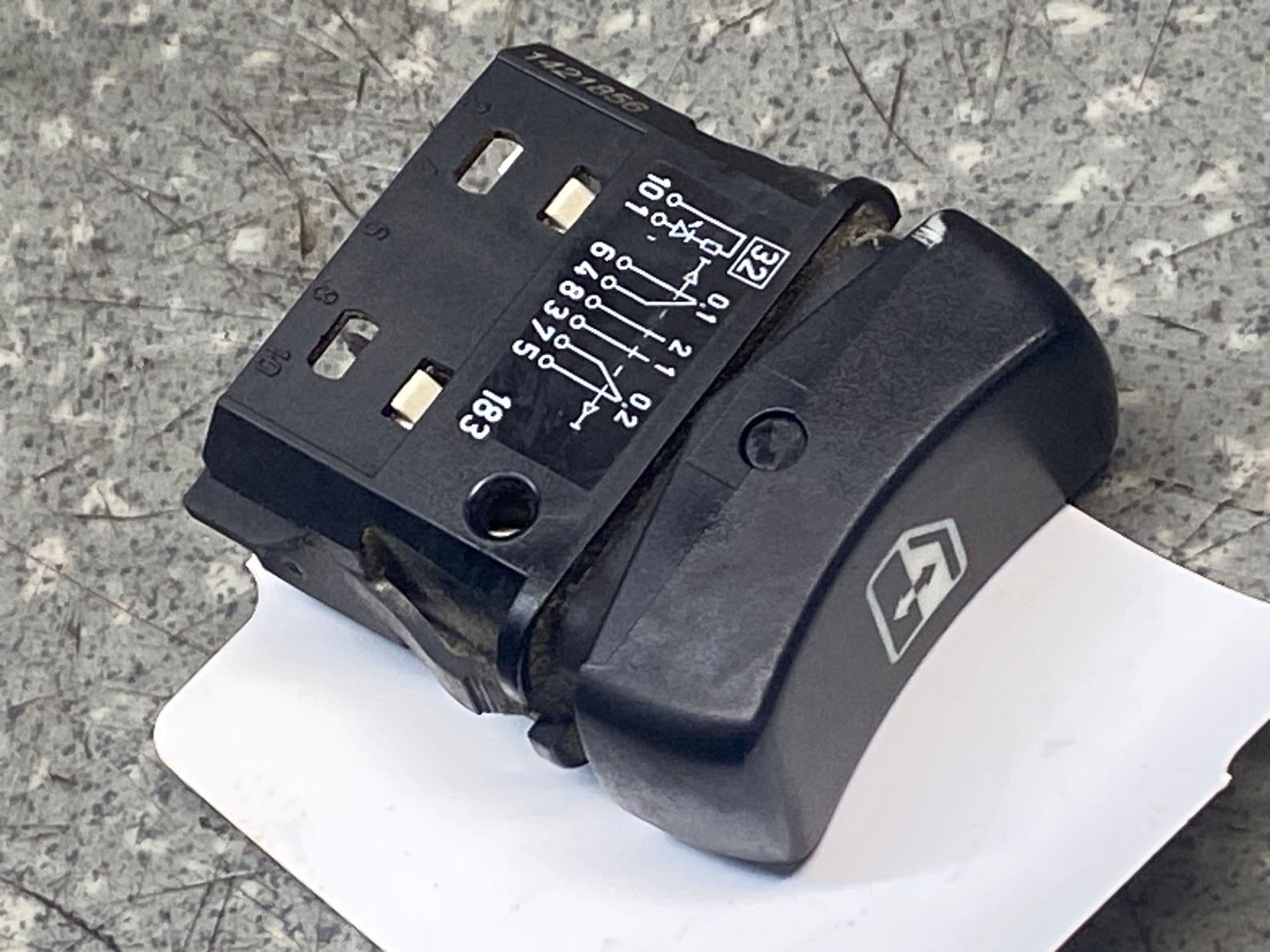 photo-1