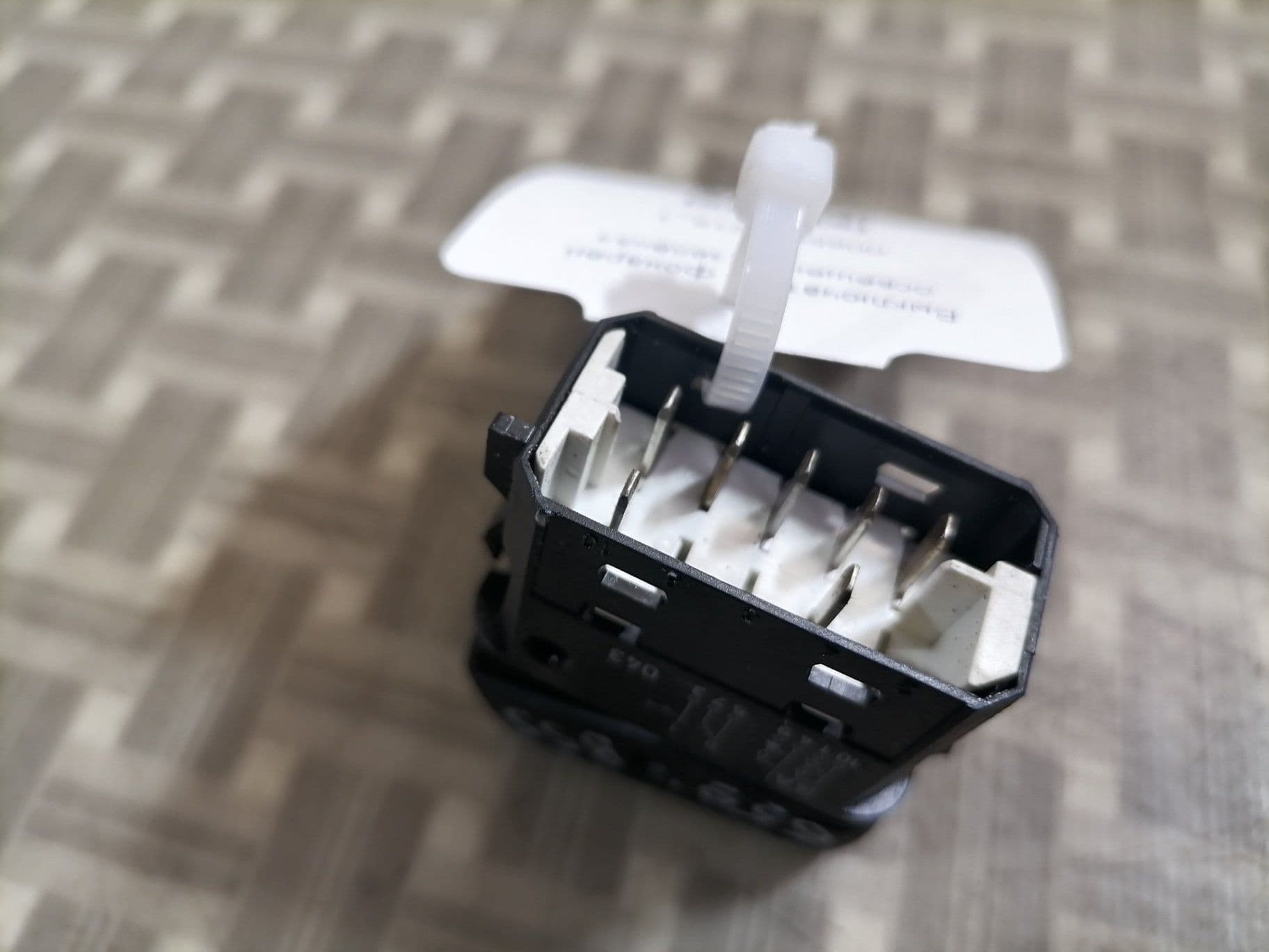 photo-1