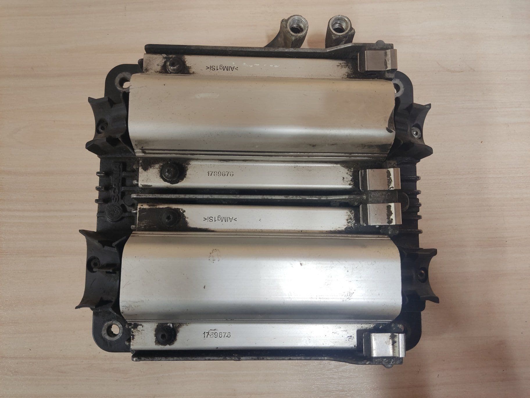 photo-1