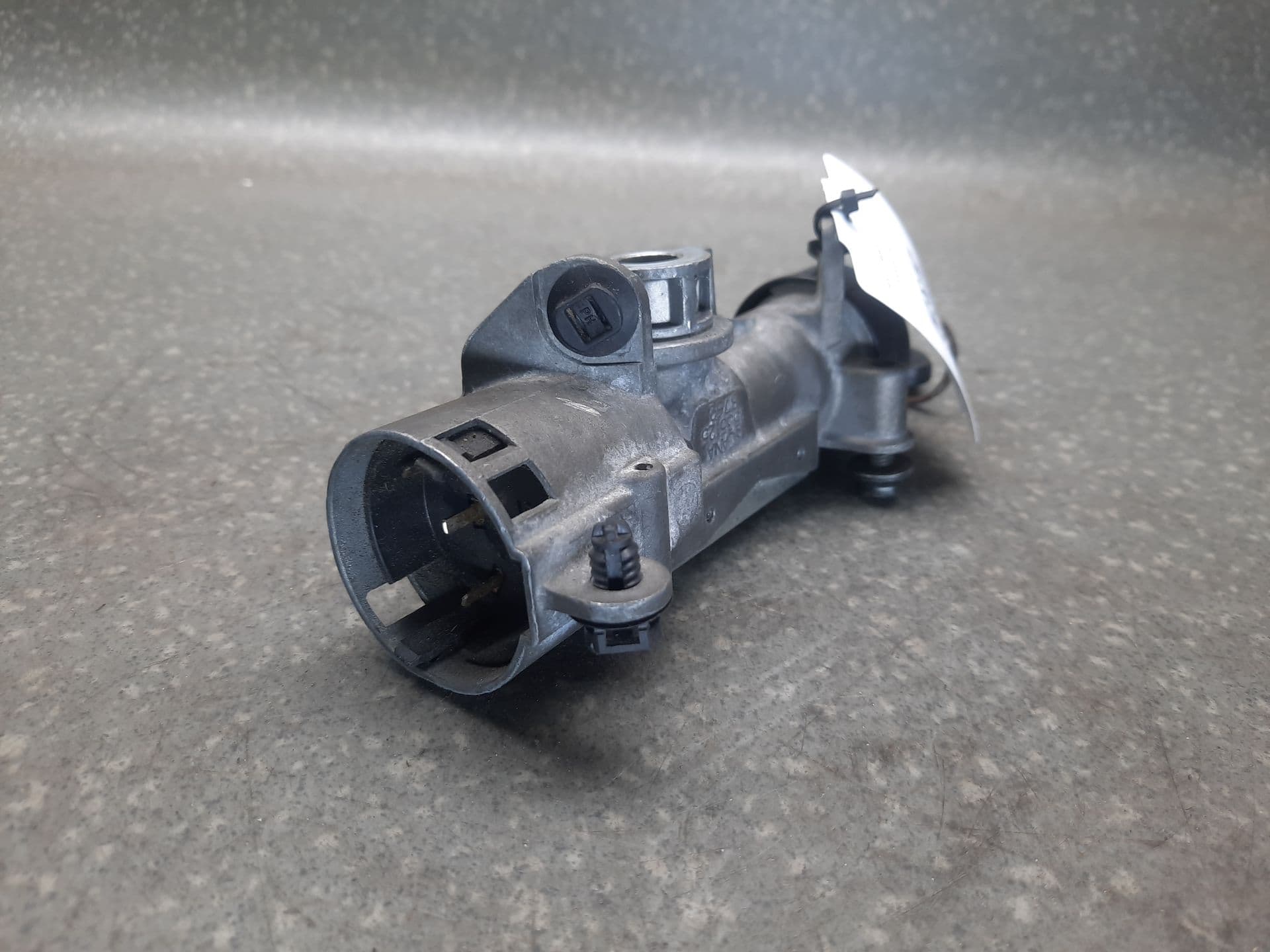 photo-1