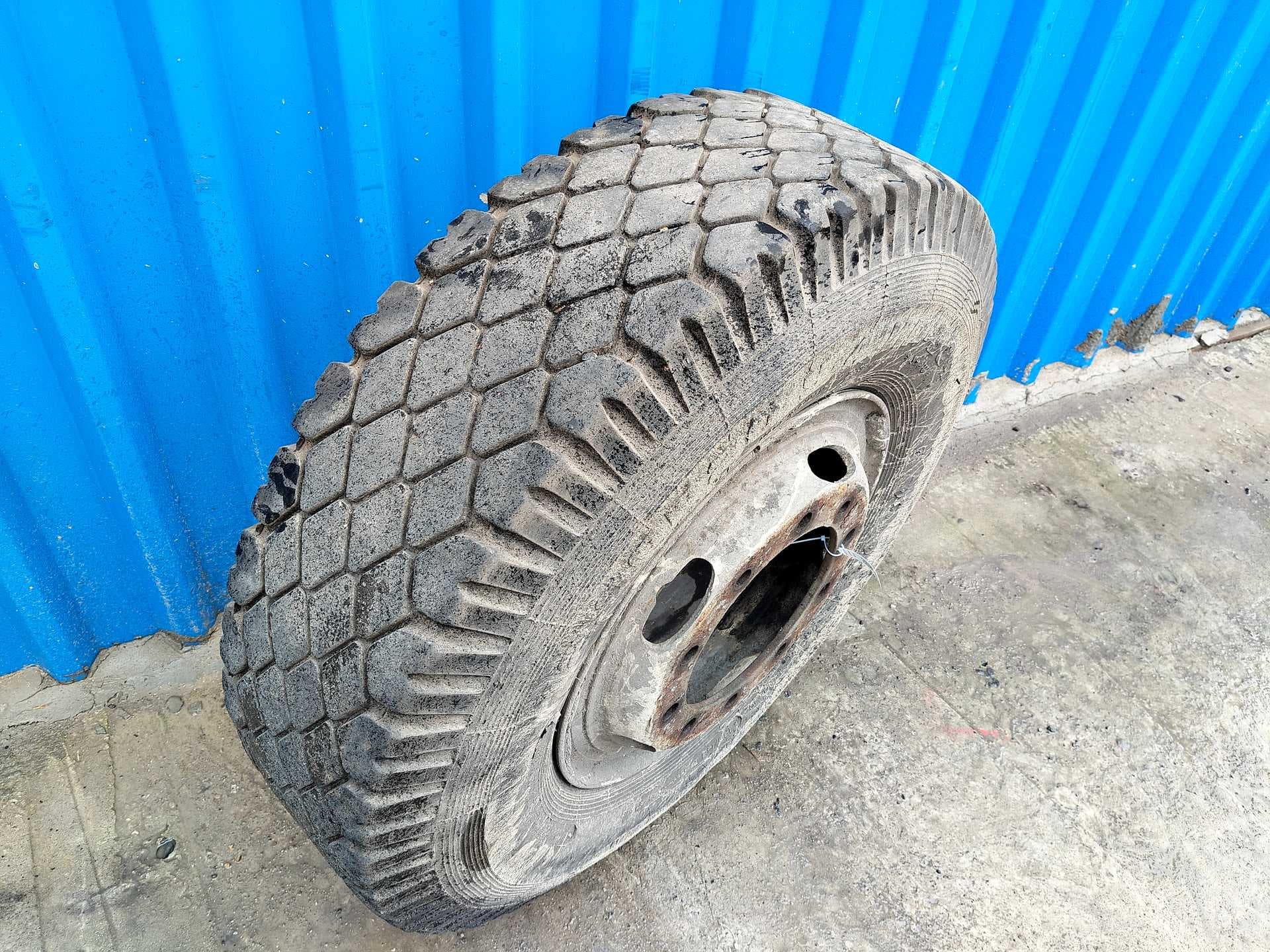 photo-1