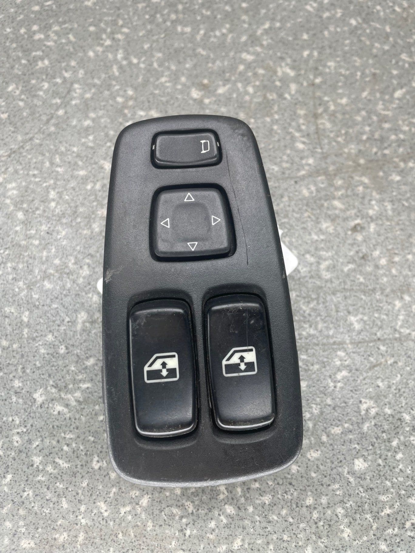 photo-1