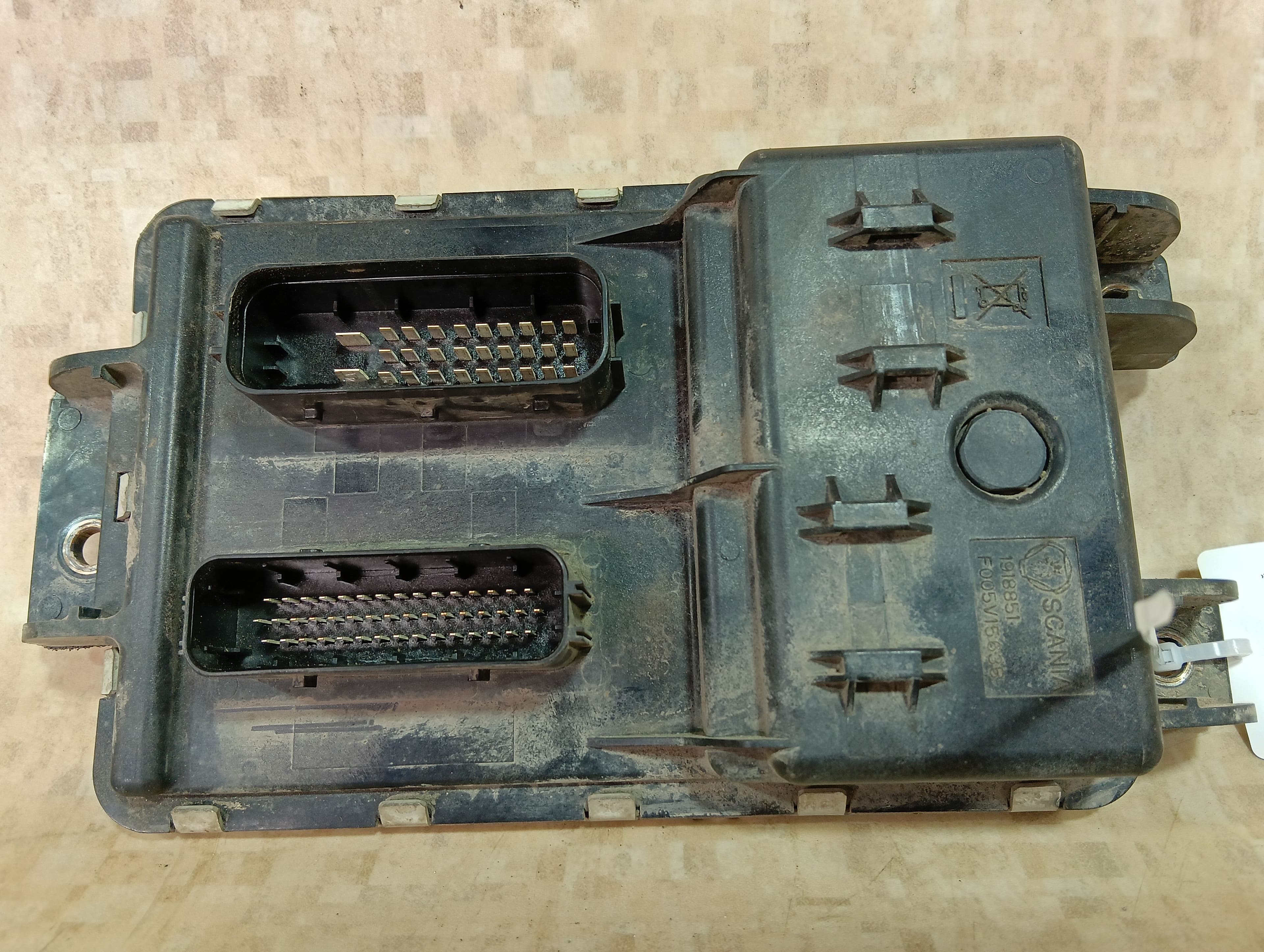 photo-1
