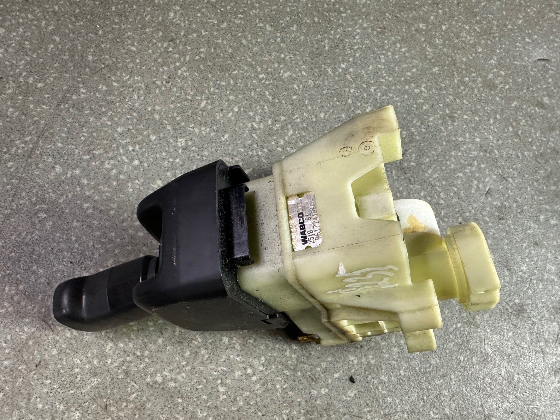 photo-1
