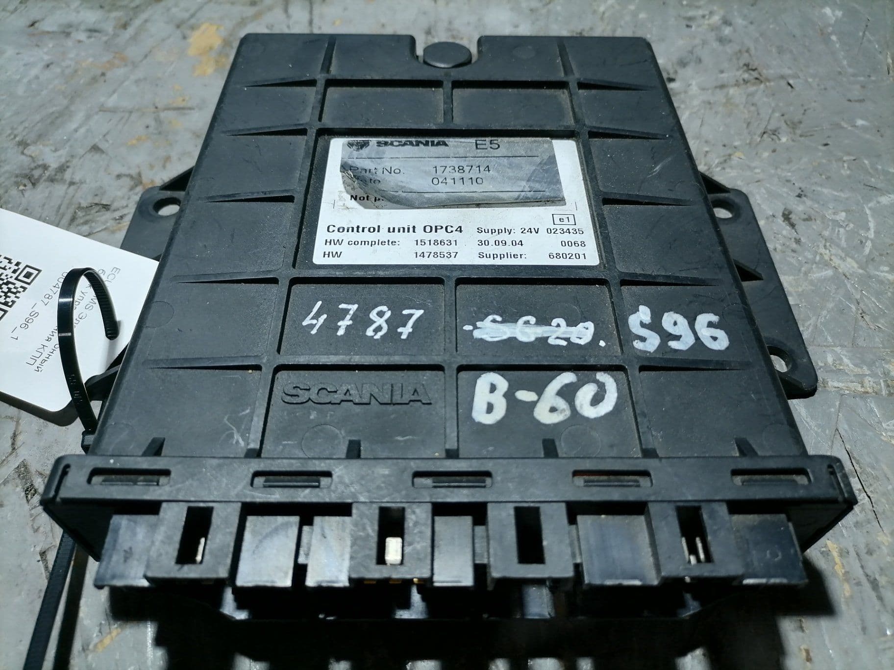 photo-0
