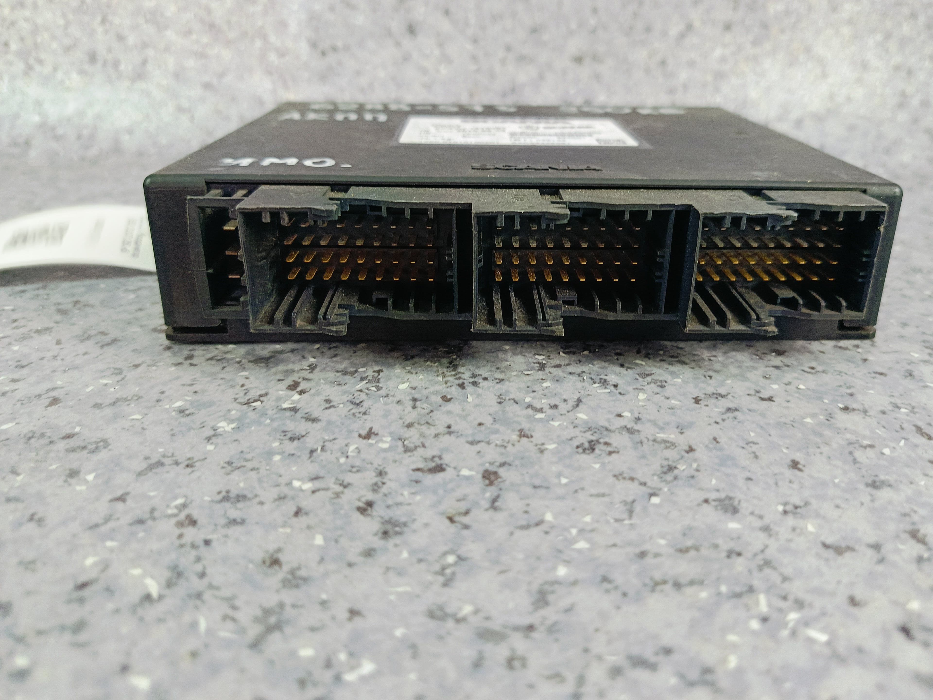 photo-1