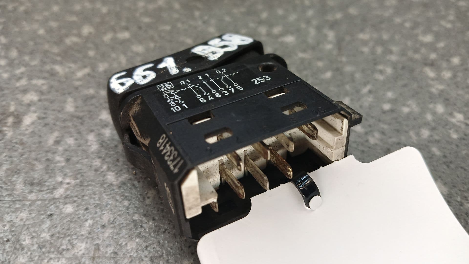 photo-1