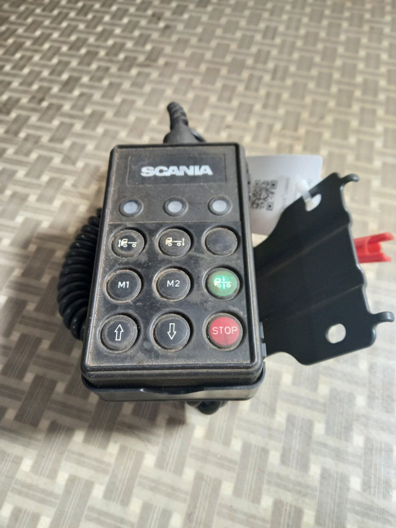 photo-0