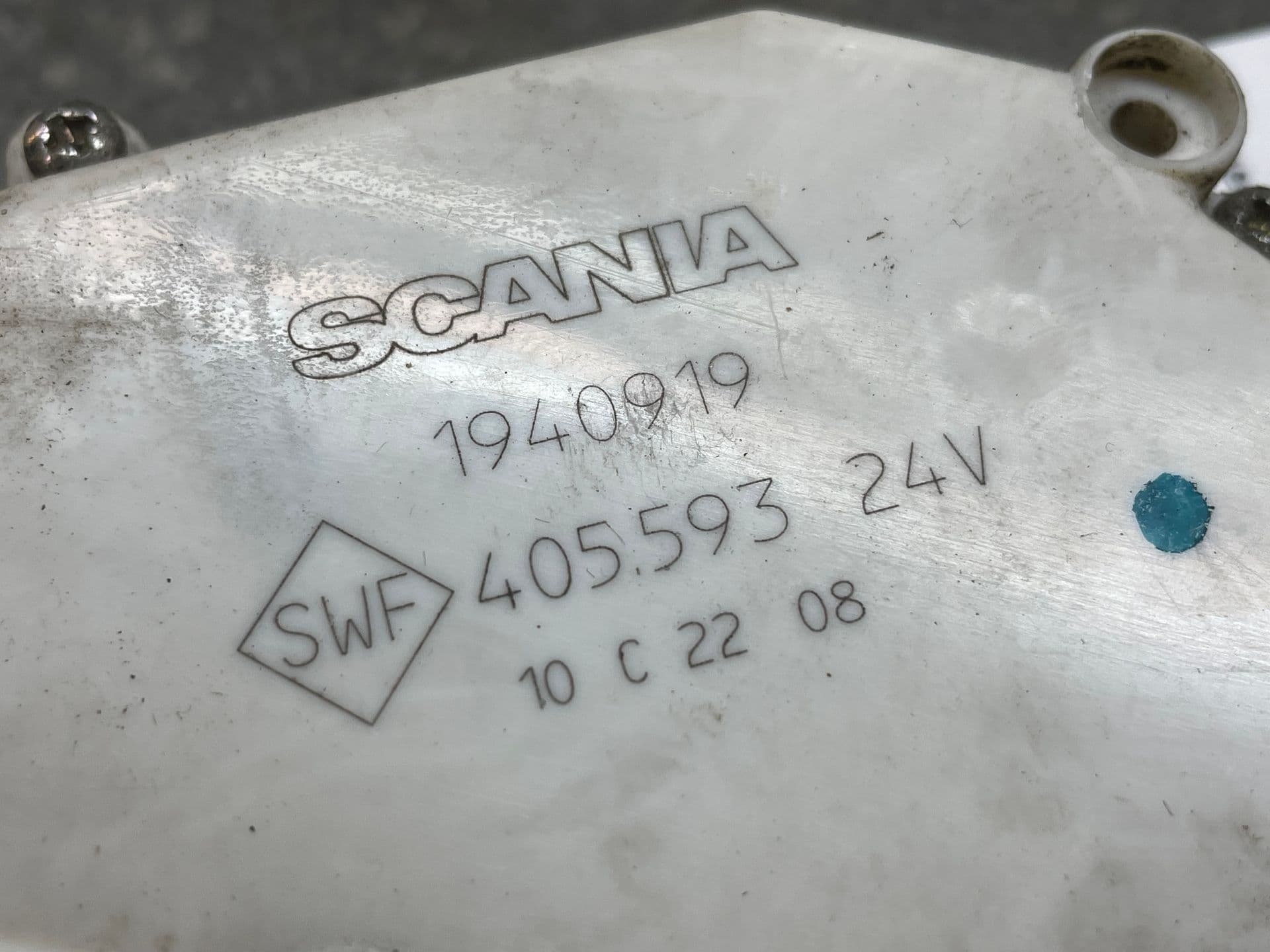 photo-1